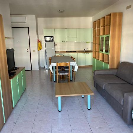 Appartamento V&V Residence Colombo Caorle Zewnętrze zdjęcie